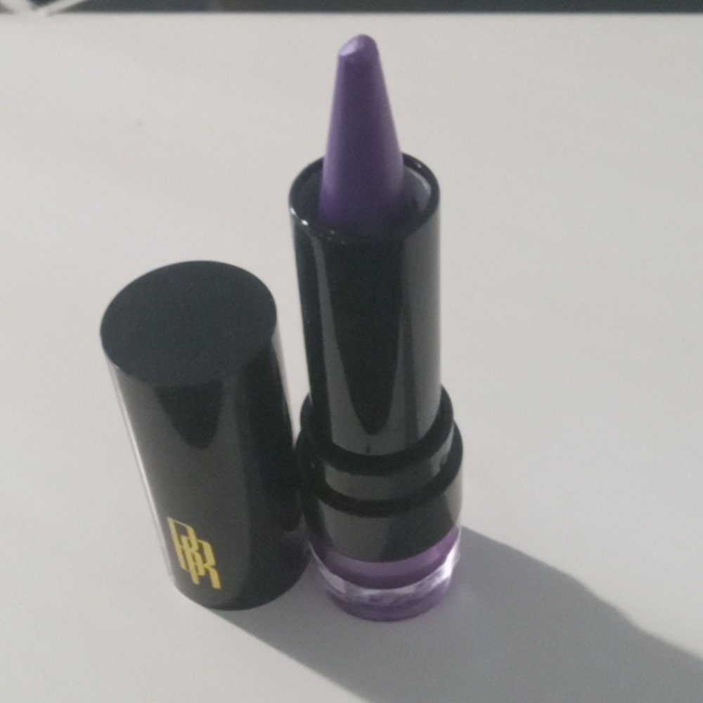 RR Lilac Glow Lipstick.